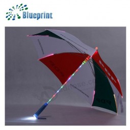 Design personalizzato condotto il regalo ombrello uk buon mercato su misura