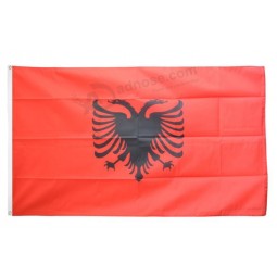 Bandera de Albania - 3 X 5 pies. / 90 X 150 cMetro en venta para cualquier taMetroaño