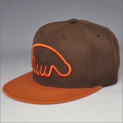 高品质的刺绣棒球snapback帽