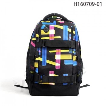 最新の2016スタイリッシュなデザインのバッグは、ブランドの日のバックパックを倒す