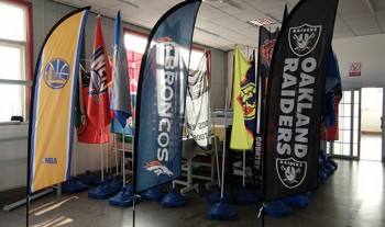 Factory direct sale cheap Feather Flags with your logo