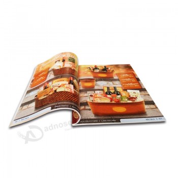 Impresión de catálogos de productos de tapa blanda personalizada elegante