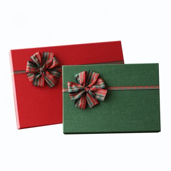 Boîte d'emballage de papier design personnalisé pour cadeau