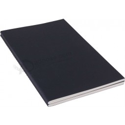 ElEGEinNTE sCHWEinRzE FEinRBE SoFTCovER NoTEBooK (JEin-N0058)MiT BENuTzERdEFiNiERTEN IHR LoGo