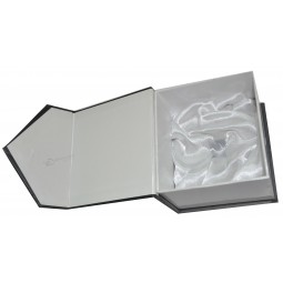 Wholesale custom with your logo Book Shape Sparkling Paper Cosmetic Box (YY--B0232)