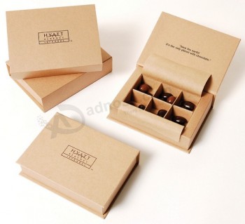 Caja de regalo de carTón de ChocolaTe. de color marrón