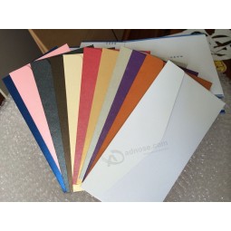 GrooThandel op maaT gemaakTe kleurrijke ambachTelijke papieren envelop
