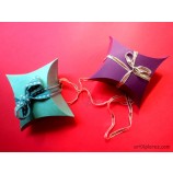 High Quality Pillow Paper Gift Box with Ribbon