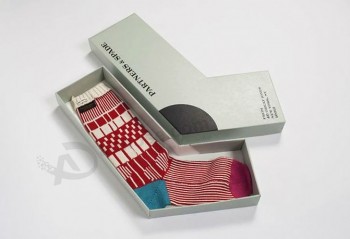 完美的印花长袜包装盒，用于定制您的徽标