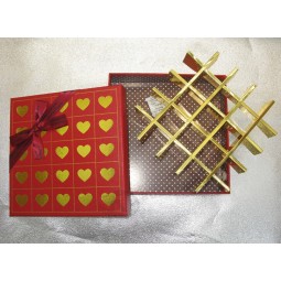 Wholesale custom high-quality Special Valentine′s Day Chocolate Box with Golden Divisions