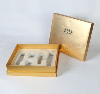 Gouden maquillage set geschenkdoos met wiTte eva insert voor op maat met uw logo