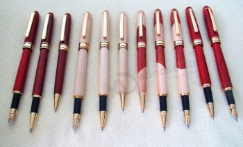 맞춤형 로고가있는 맞춤형 고품질 목재 펜