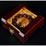 Wholesale custom high-end Wooden Bread Chain Showing Box with Window