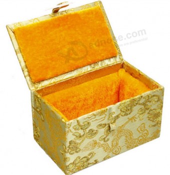 高贵的金色收藏盒，用于定制您的徽标的艺术品