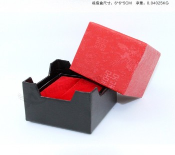 定制高-结束红色纹理纸结婚戒指展示礼品盒