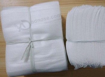 оптовые изготовленные на заказ дешевые белые мешки пены пера