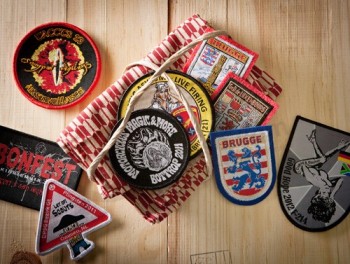 custom cheap woven embroidery patches made in China