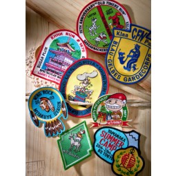Hot Selling Custom Design Embroidered Badges / Patches