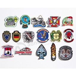 High Quality Embroidered Badges with Cutting Border