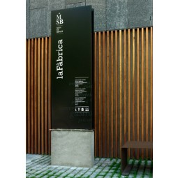 Attractive Customized Painted Stainless Steel Directional Signs