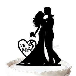 Wholesale custom high-end Bride and Groom with "Mr & Mrs" Heart Shaped Wedding Cake Topper
