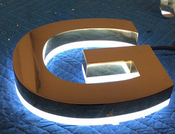 2017 流行的leD背光通道字母标志，装饰金属leD字母与防水leD灯带