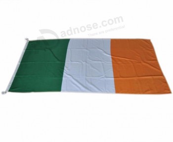 Haute qualité 160gsm 100% polyester drapeau irlande personnalisé