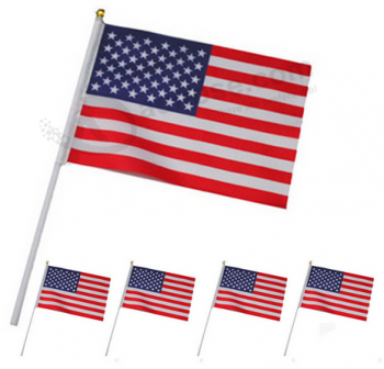 인쇄 된 작은 사용자 지정 플래그 미국 손을 흔들며 깃발