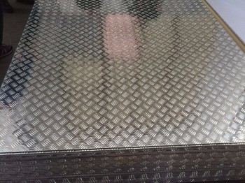 铝制格子板-打滑 (1100, 3003, 5052, 6061)