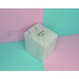 White Luxury Acrylic Eyelash Packaging Box Wholesale 