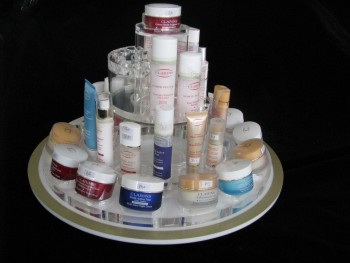 Round Clear Mirror White Acrylic Cosmetic Display Stand Wholesale 