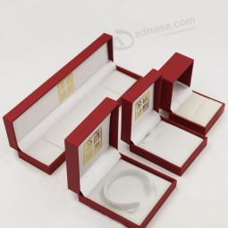 Wholesale customized logo for Chinese Plastic Velvet Leatherette Paper Box with your logo