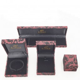 Wholesale customized high-end China Supplier Wholesale Ring Display Box with your logo