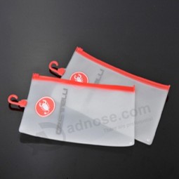 Wholesale customized high-end 2017 OEM PVC Zipper Hanger Bag, Printing PVC Hook Bag