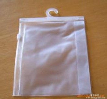 定制高品质透明磨砂拉链钩袋PVC袜袋