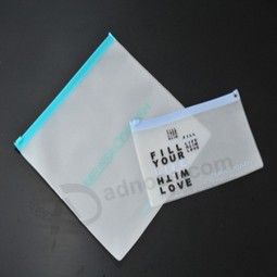 Großhandels kundengebundene hohe Qualität niedrige moq PVC-flache Tasche mit Reißverschluss
