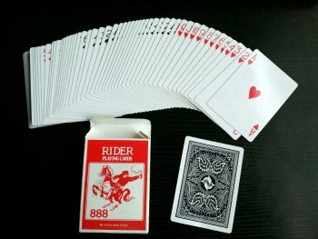 Al por mayor 4 bromistas casino papel naipes/Cartas de póker para Malasia
