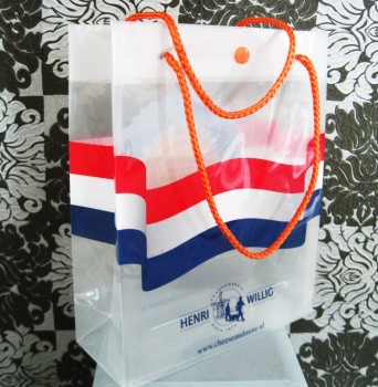 卸売カスタマイズ高-エンドヒットカラー透明な防水耐久性のあるPvcのショッピングバッグ