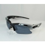 OEM New Design Resin Unisex Sunglass Wholesale