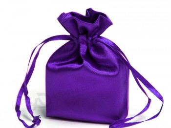 定制的顶级质量好的q一个unlit年缎礼品袋，独特的设计