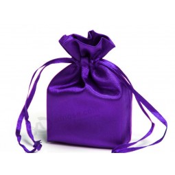 Customized top quality Good Qaunlity Satin Gift Pouch with Unique Design