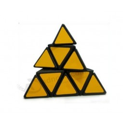 Wholesale customied top quality New Popular OEM Design Triangle Magic Cube