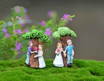 Customied high quality Wedding Gife Couple Resin Crafts