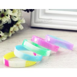 Wholesale Customied high quality Culorful Design Silicone Glow Bracelets