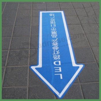 Stampato in una gamma di colori tagliati a forma di freccia adesivi per pavimenti direzionali a buon mercato all'ingrosso