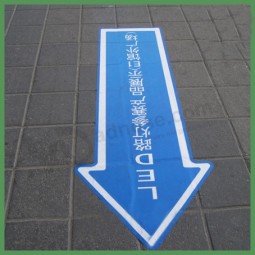 Adesivi per pavimenti direzionali stampati a forma di freccia all'ingrosso