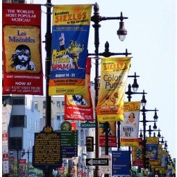 Bandiere su due lati della posta della lampada di via della stampa su ordinazione su ordinazione all'ingrosso per la pubblicità