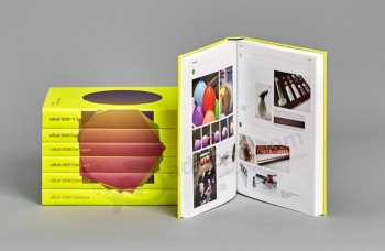 Revista de alto brilho/Catálogo/Impressão de design de brochura