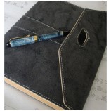 批发定制顶级品质效率手册宽松-叶笔记本，用塑料笔套的灰色笔记本