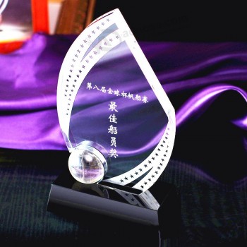 卸売カスタマイズ高-手作りの優れたクリスタルトロフィーチャンピオン賞を受賞しました